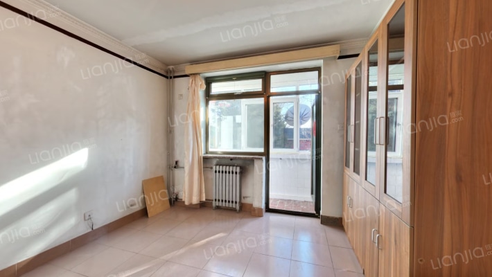 厢红旗路9号院二手房实景图