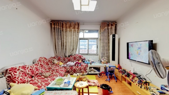 银威小区二手房实景图