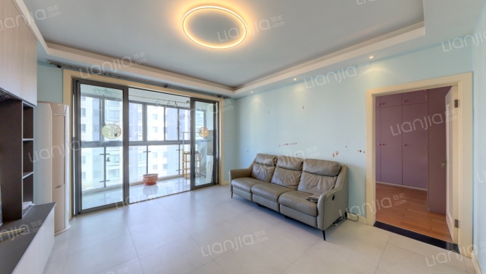 金谊河畔二手房实景图