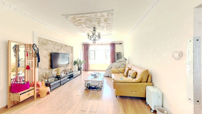 国奥花园三期二手房实景图