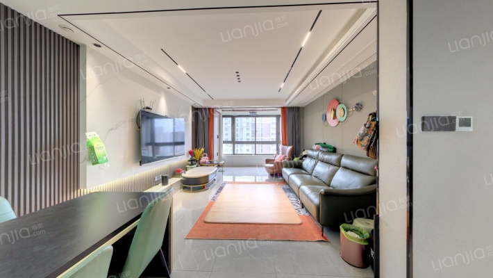 万和华府二手房实景图