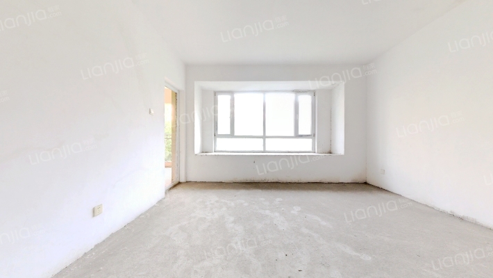 盛亚名郡二手房实景图