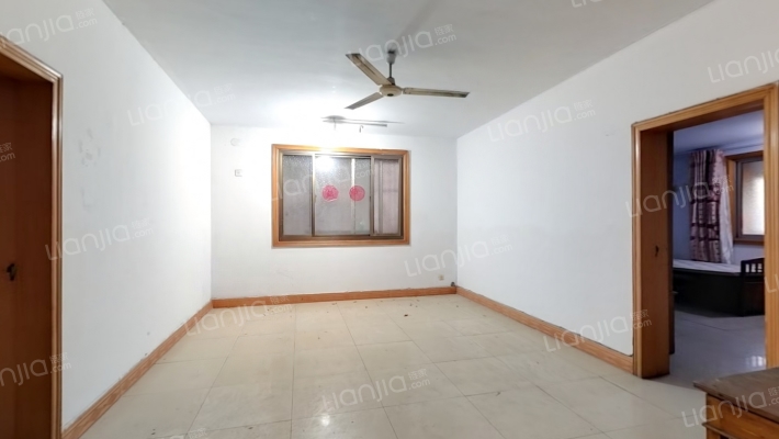 良苑小区二手房实景图