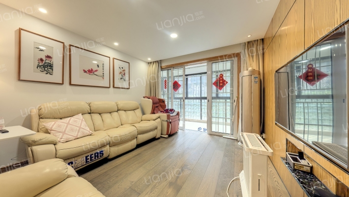 樱源晶舍二手房实景图