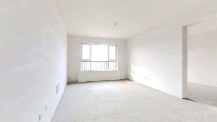 华安翡翠名郡二手房实景图