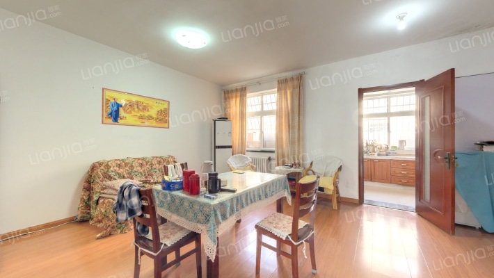 京沪山庄二手房实景图