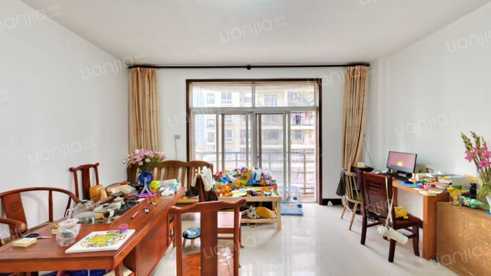 海景浪晴屿E区二手房实景图