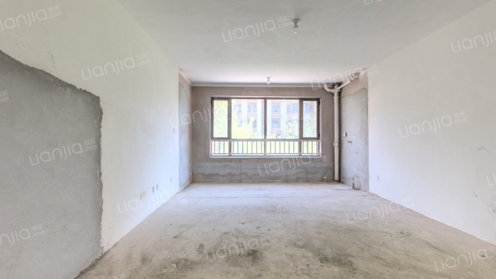 望岳园东区二手房实景图