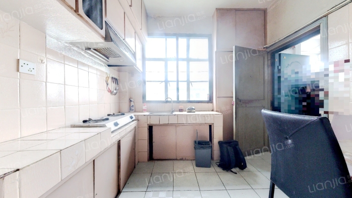 巴里新村二手房实景图