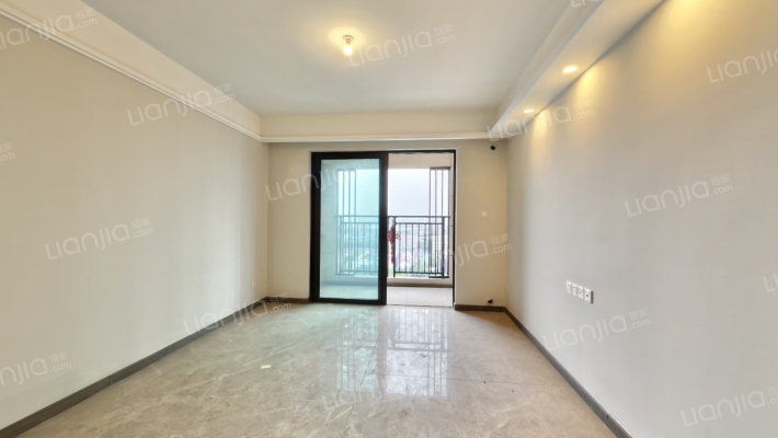 武汉雅居乐花园一期二手房实景图