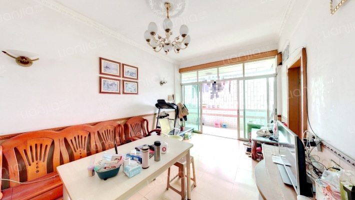 医药局宿舍二手房实景图