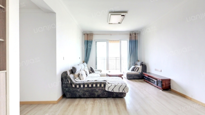 南德泊湖澜岸二手房实景图