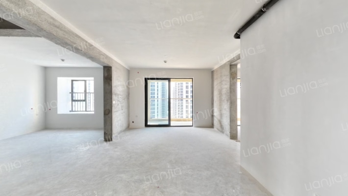 卓和佳苑二手房实景图