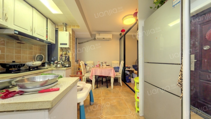 水岸人家二手房实景图