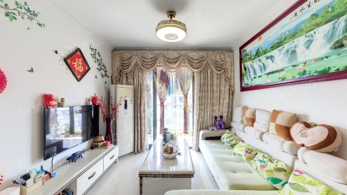 宏发君域二手房实景图