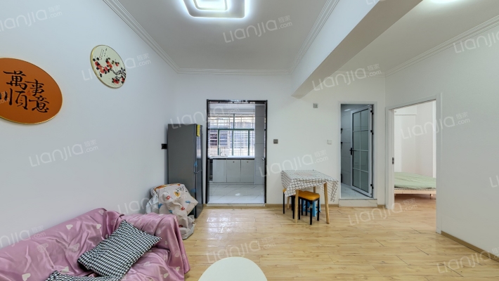 科技大楼二手房实景图