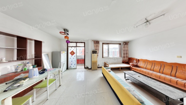 水岸蓝庭二手房实景图