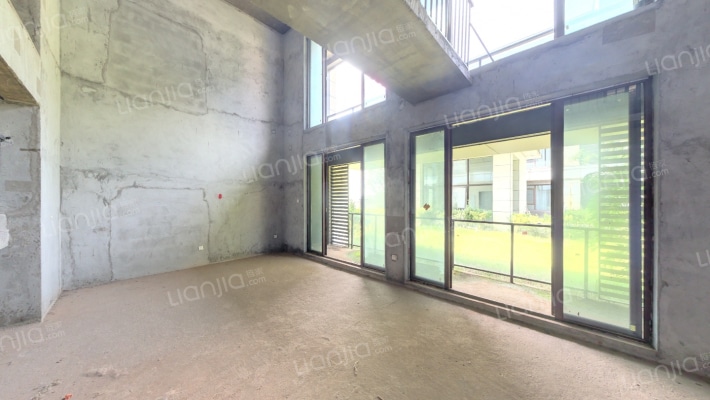 和泓桃李春风二手房实景图