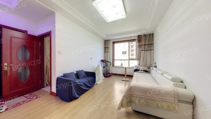 中拥塞纳城二手房实景图