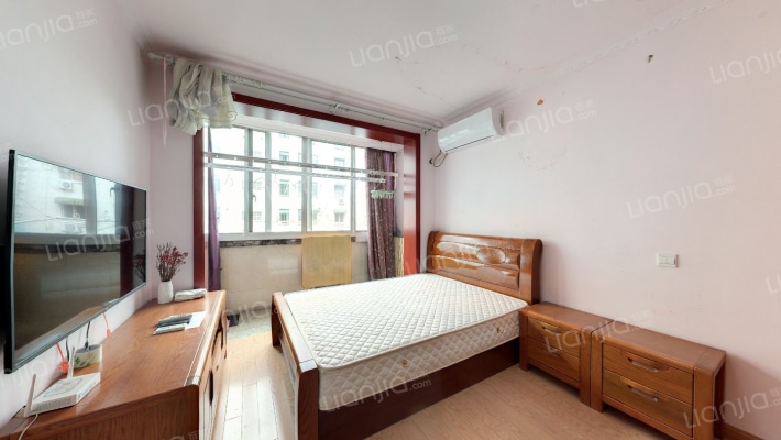 上钢九村二手房实景图