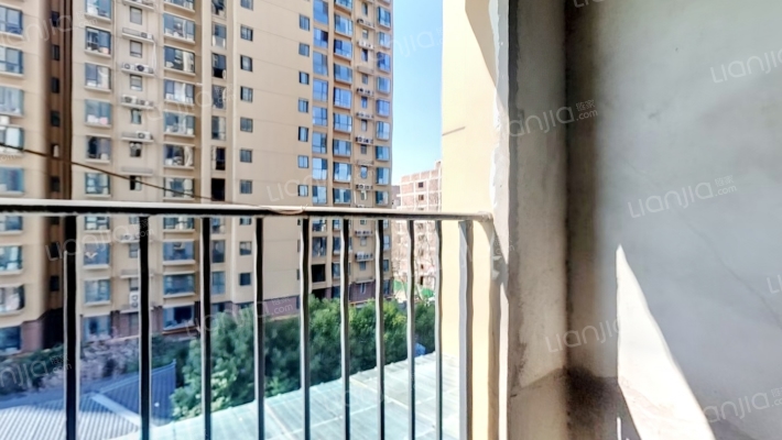 华众绿馨花苑二手房实景图