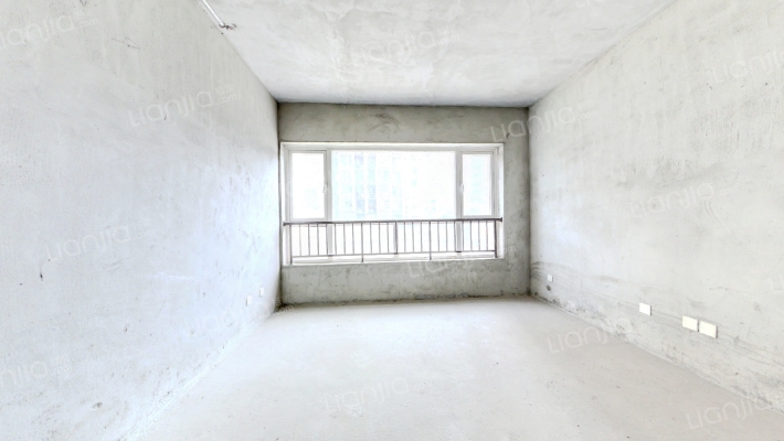 春熙广场二手房实景图