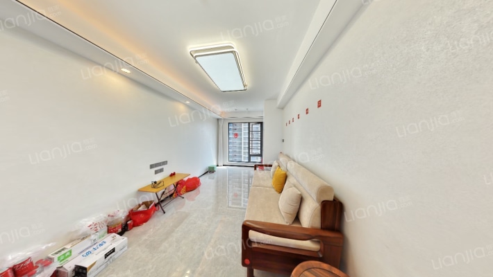 保利国贸沁原二手房实景图