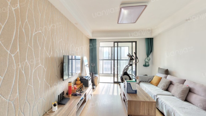 华地公馆东区二手房实景图