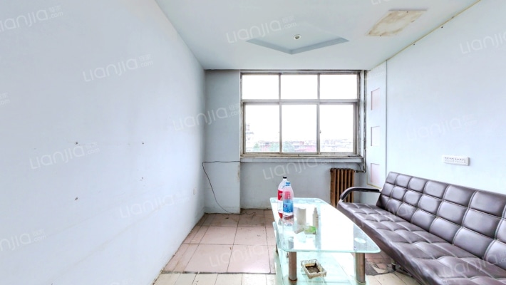 许昌市煤机厂家属院二手房实景图