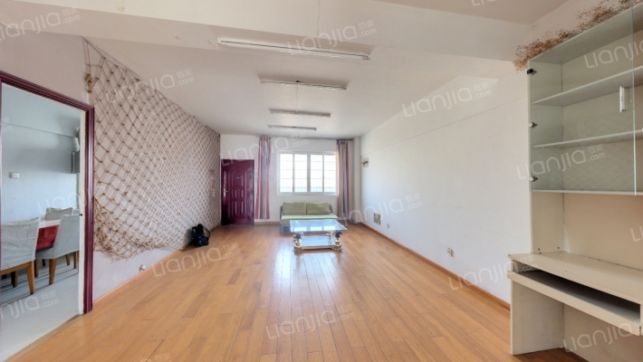 高华公寓二手房实景图