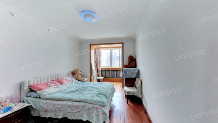 龙山花园二手房实景图