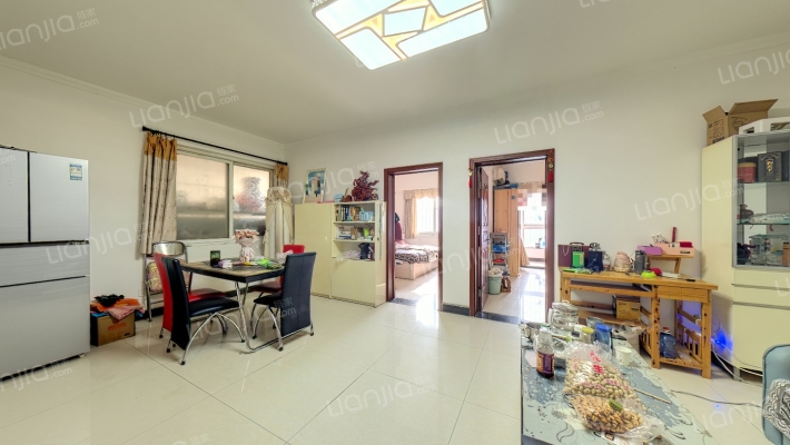 嵩颖大厦二手房实景图