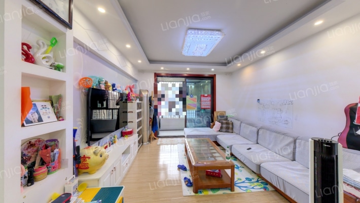 中铁滨湖名邸二手房实景图