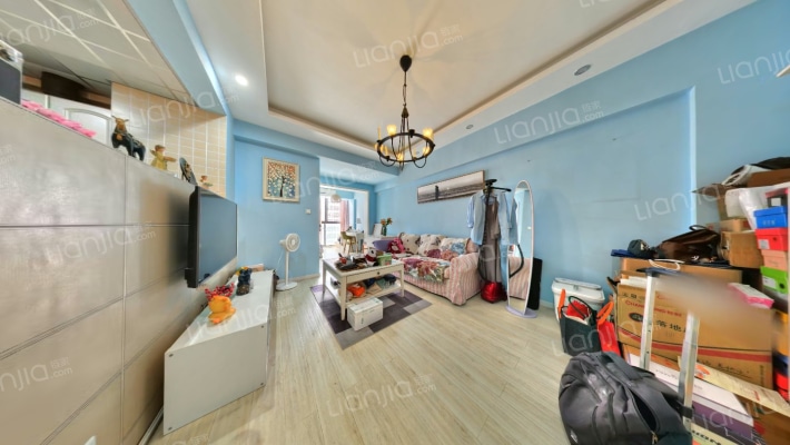 中航国际交流中心二手房实景图