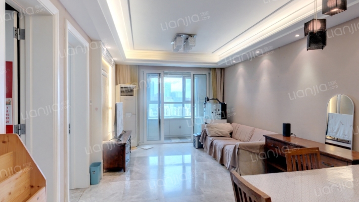 万科蓝山一期二手房实景图