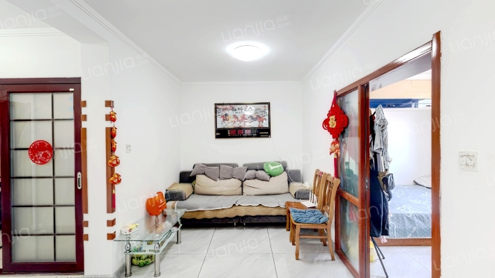 中地名都二手房实景图