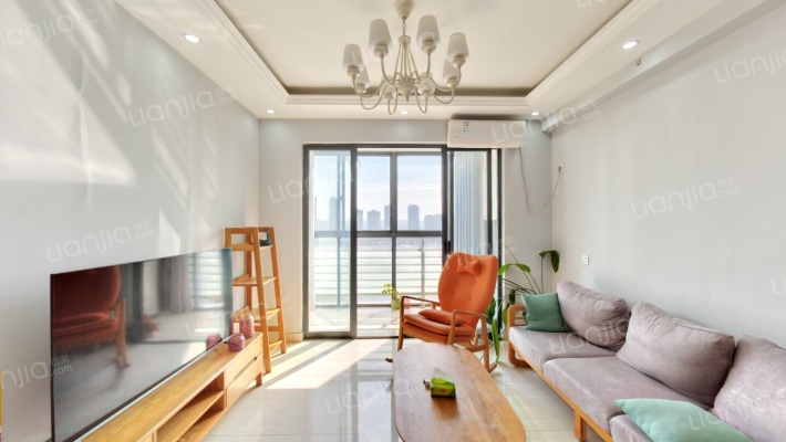 深业堤亚纳湾一期二手房实景图