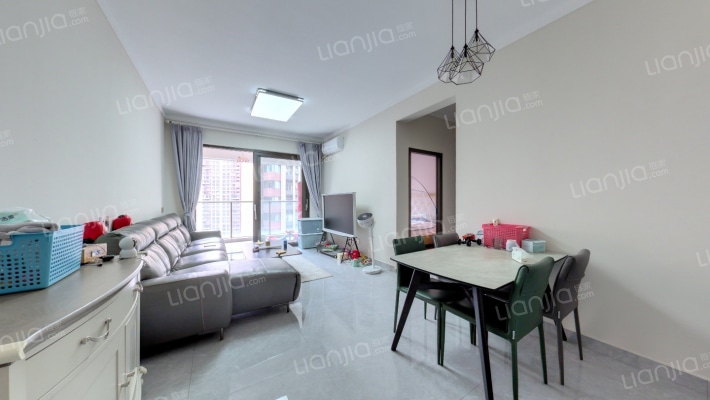 星河丹堤V2区二手房实景图