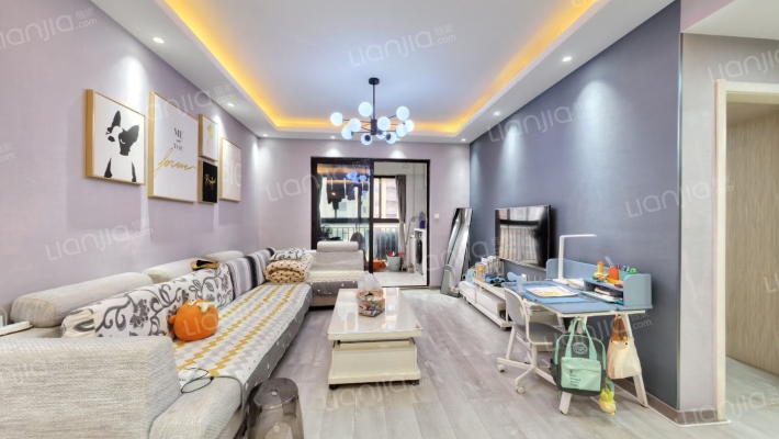 沿海翡丽公馆A区二手房实景图