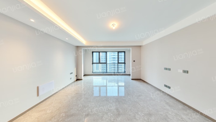 融创宸阅和鸣二手房实景图