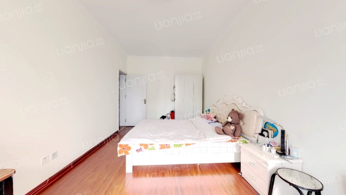 三餐源宿舍二手房实景图