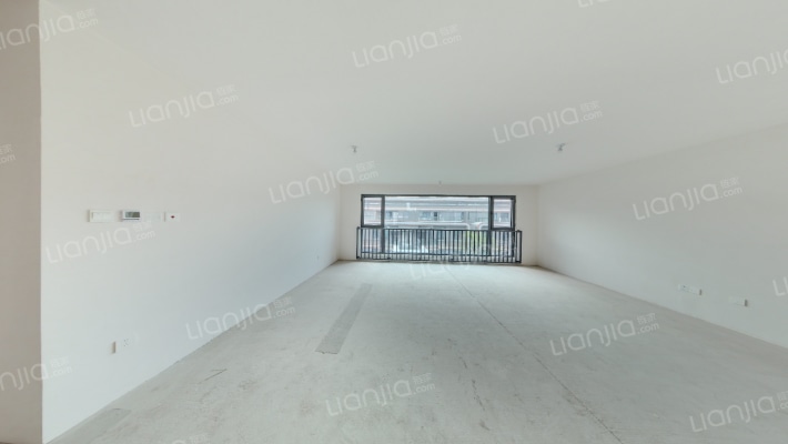 想云湾槿地轩二手房实景图