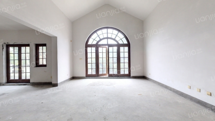 万源城御溪(别墅)二手房实景图