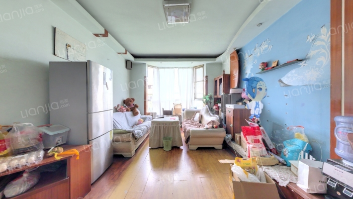 新绿苑二手房实景图