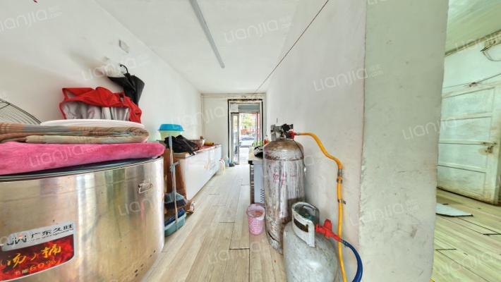 南六西路二手房实景图