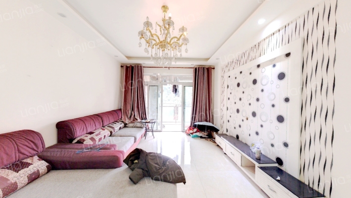 和泓四季D区二手房实景图