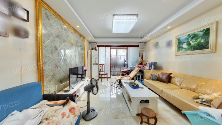 新康花园二手房实景图