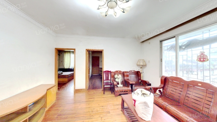 吉兴楼小区二手房实景图