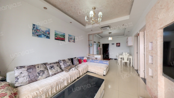 璞金公寓二手房实景图