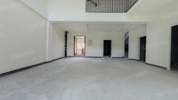 观湖里二手房实景图